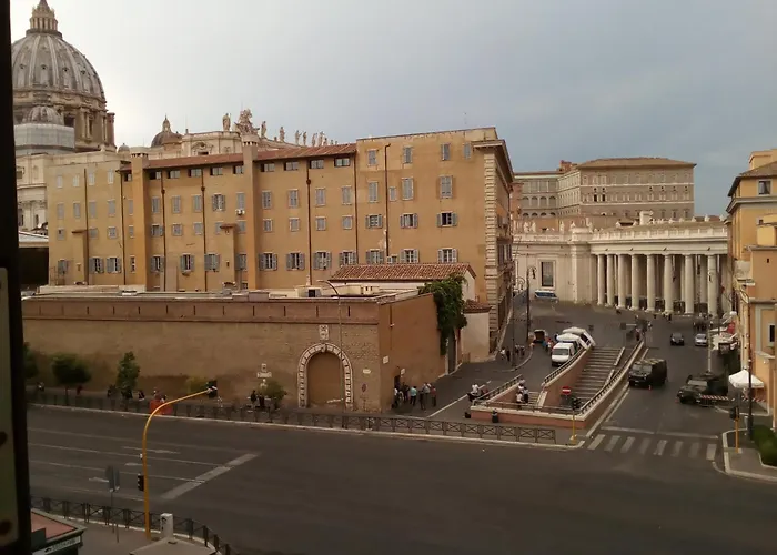 Steps From The Vatican 4*